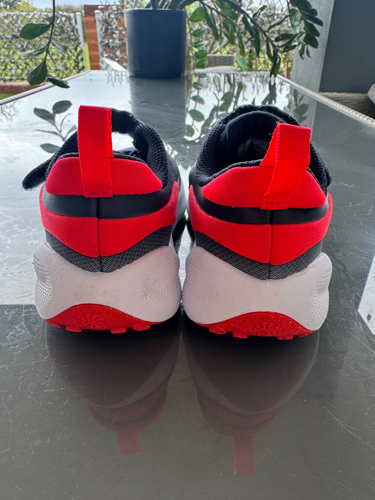 Nike Revolution 6 FlyEase Toddler Sneakers – US 11C