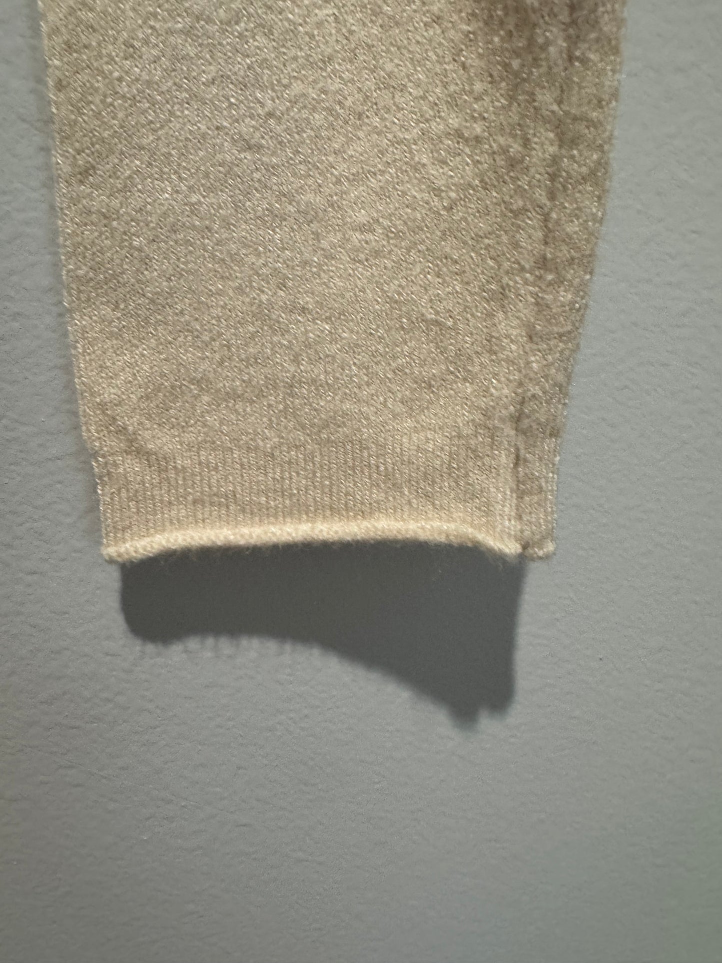 White Fox Cropped Knit Sweater – XS