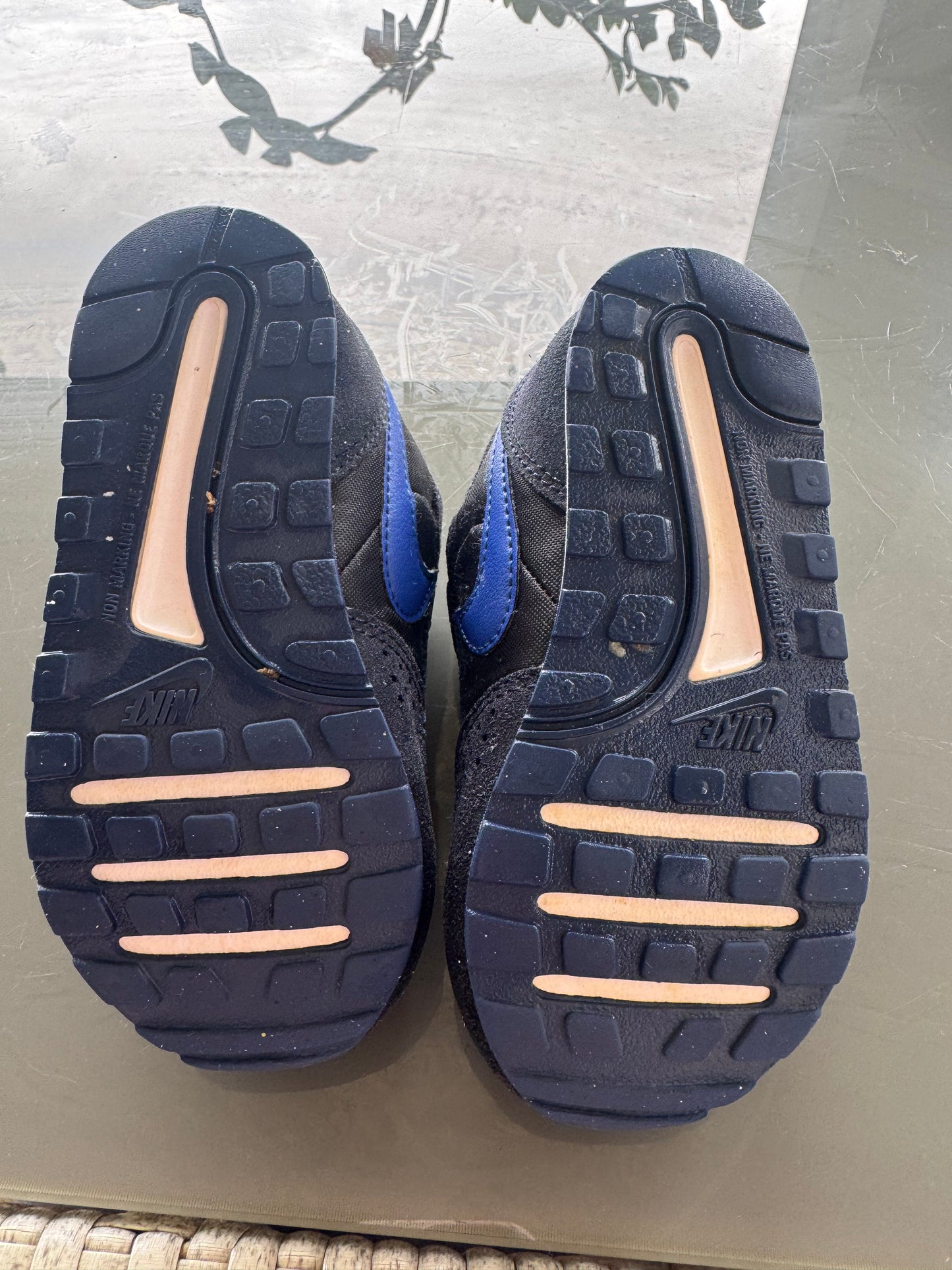 Nike MD Valiant Toddler Sneakers – US 7C