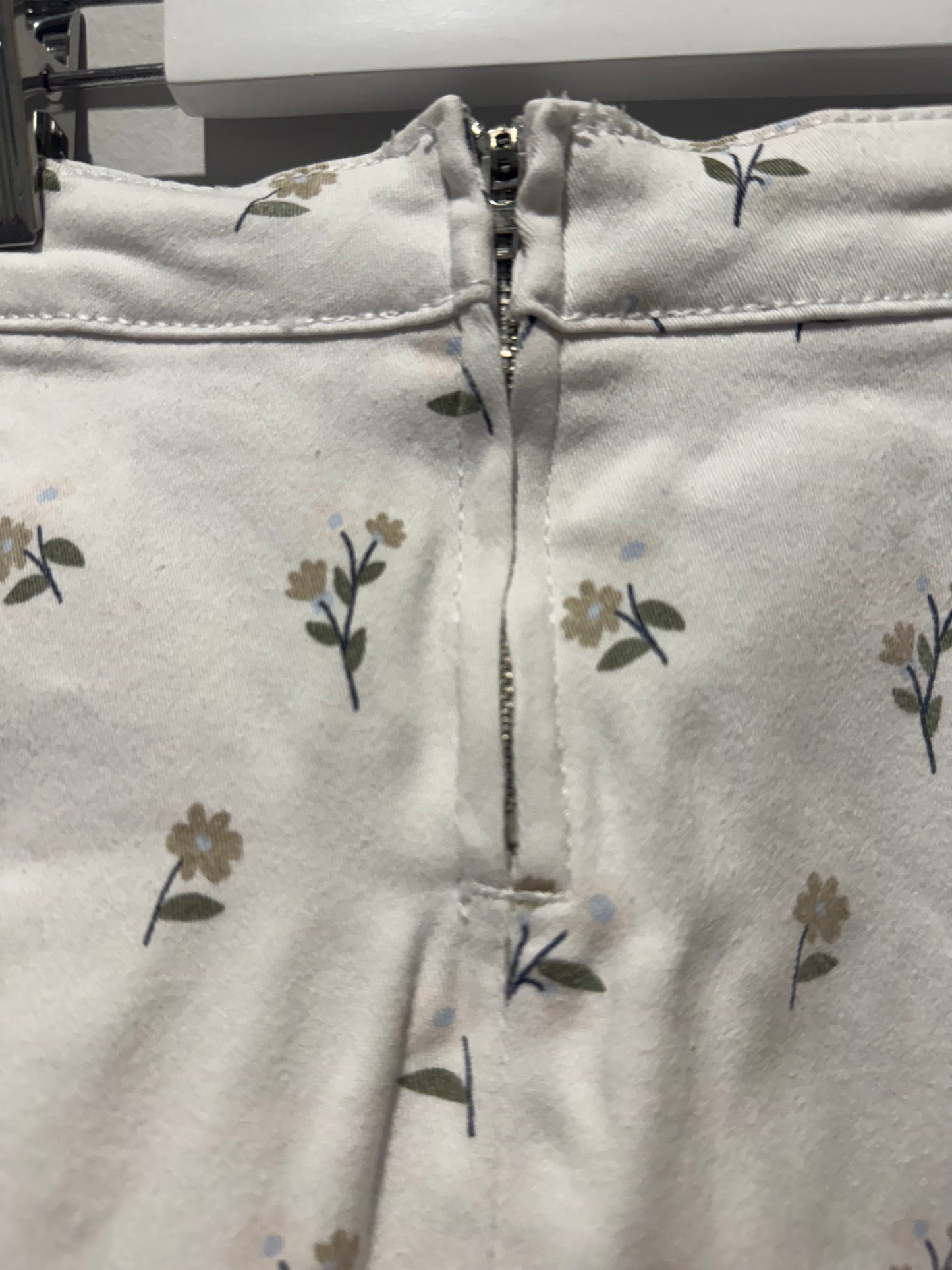 Seed Heritage Ruffle skirt size 6