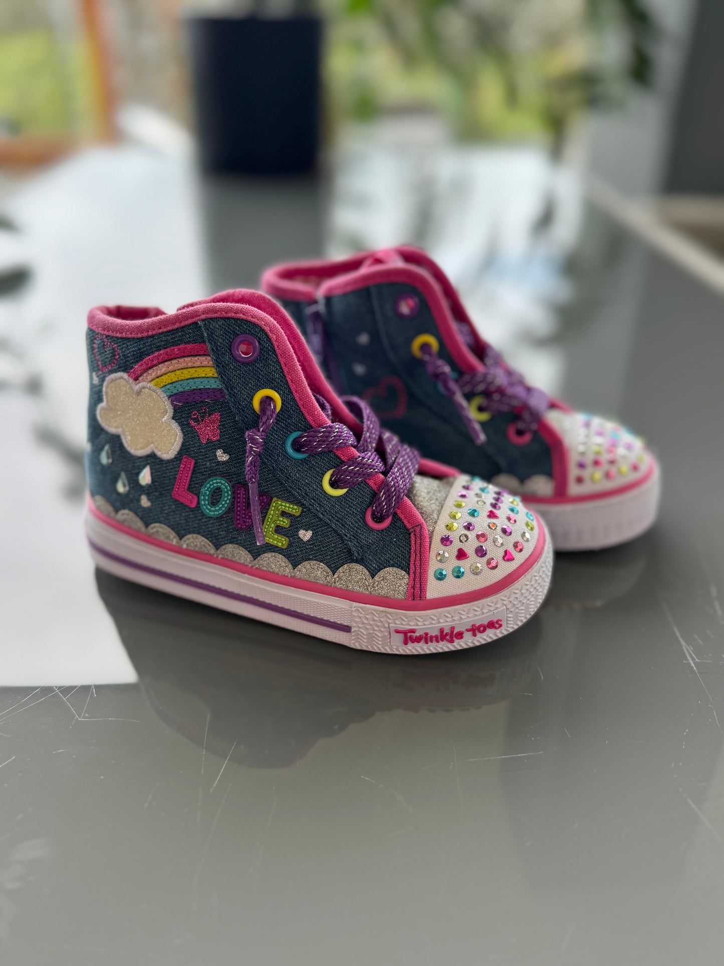 Skechers Twinkle Toes Rainbow High-Tops – US 8 / EUR 24
