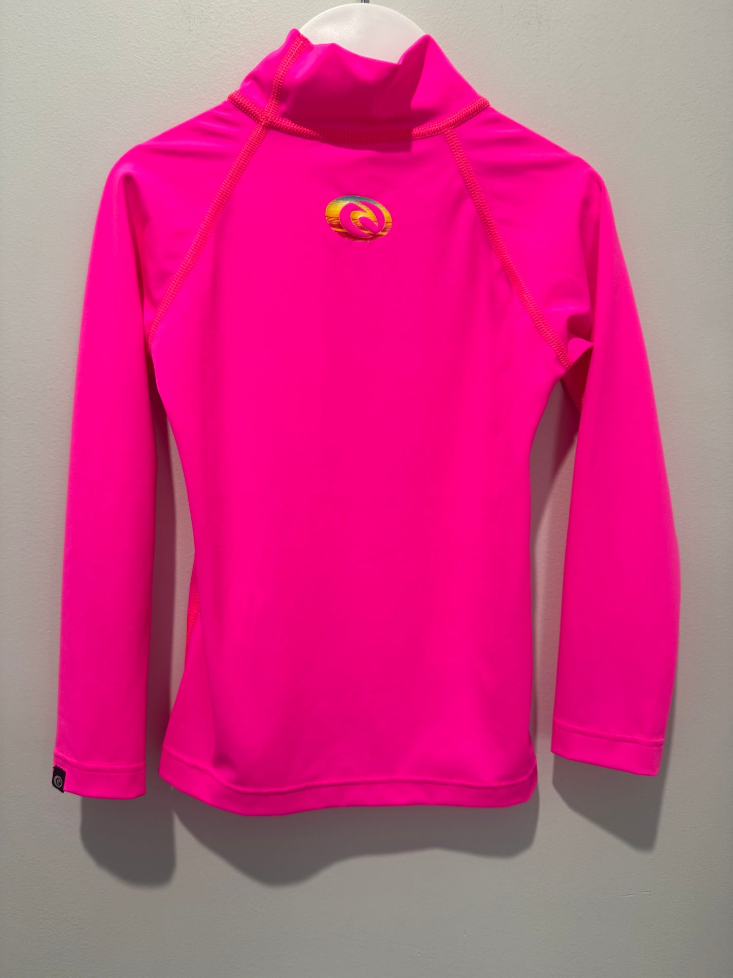 Rip Curl Girls Long Sleeve Rash Vest – Size 4