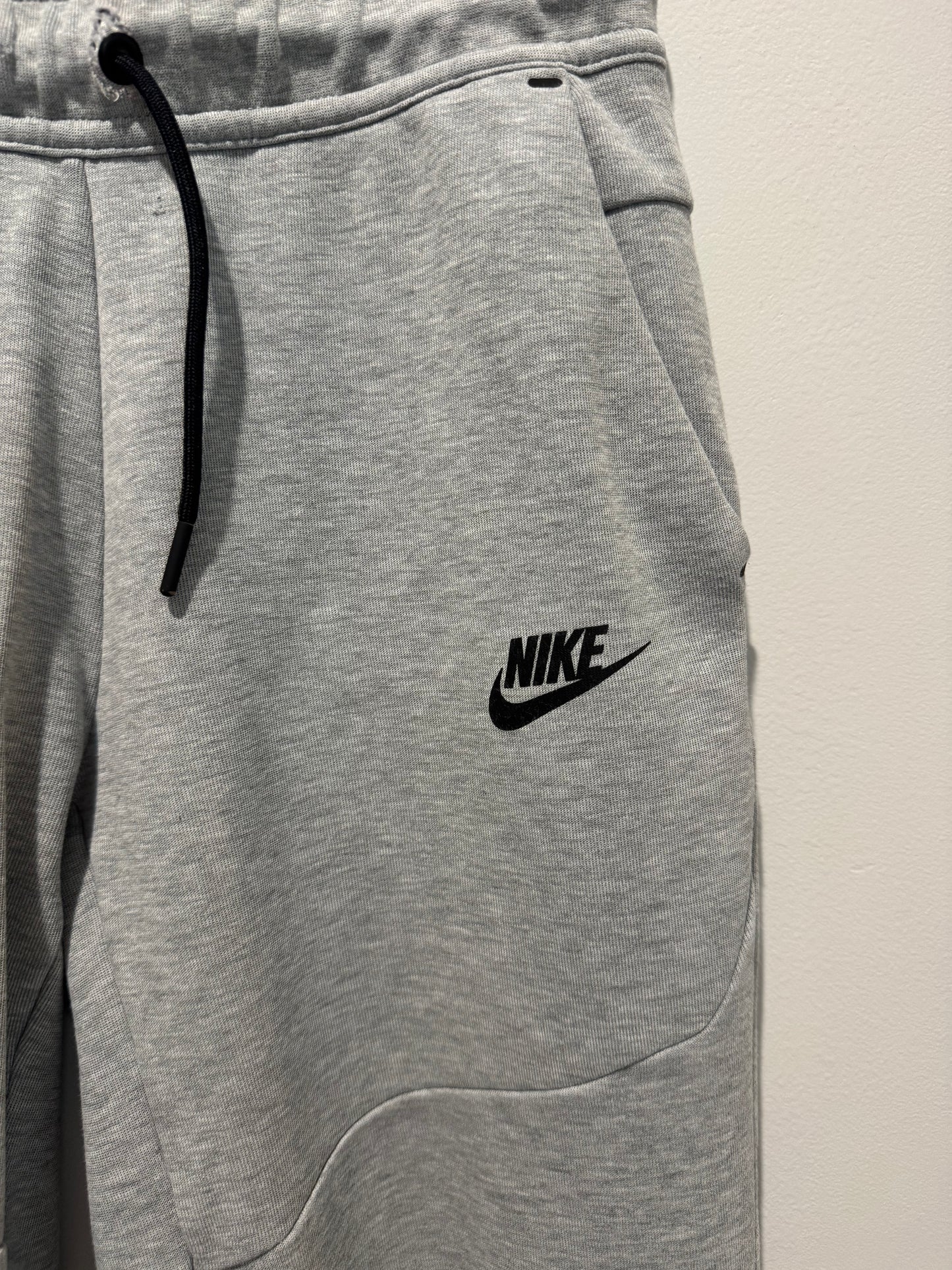 Nike Tech Joggers
