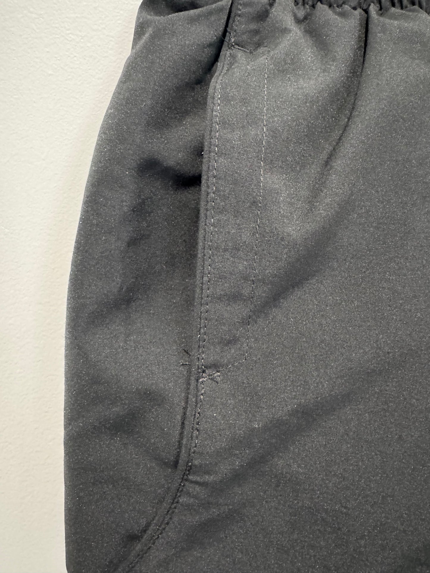 Adidas Climalite Boys Performance Shorts – Size 10