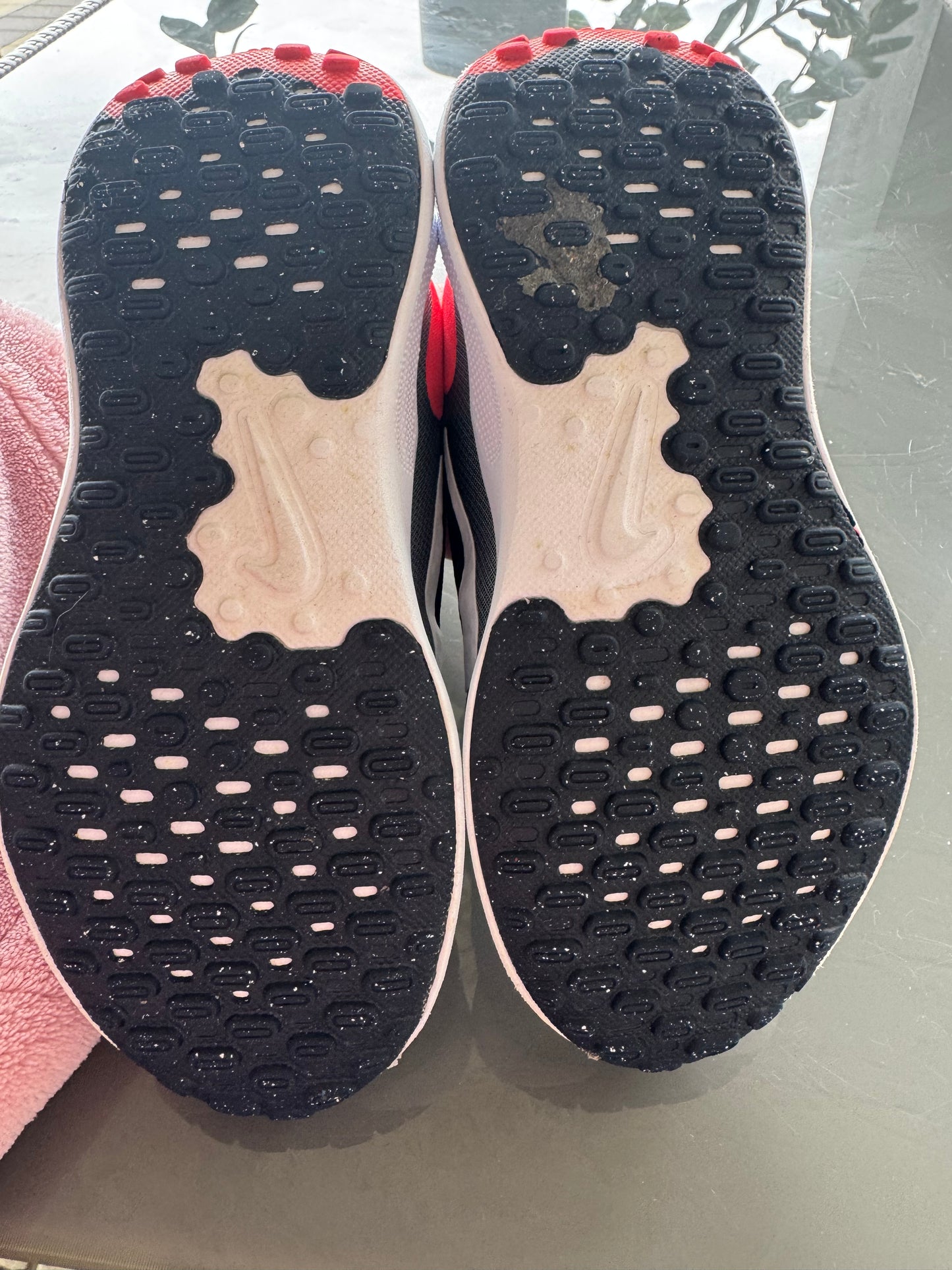 Nike Revolution 6 FlyEase Toddler Sneakers – US 11C