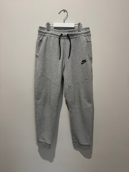Nike Tech Joggers