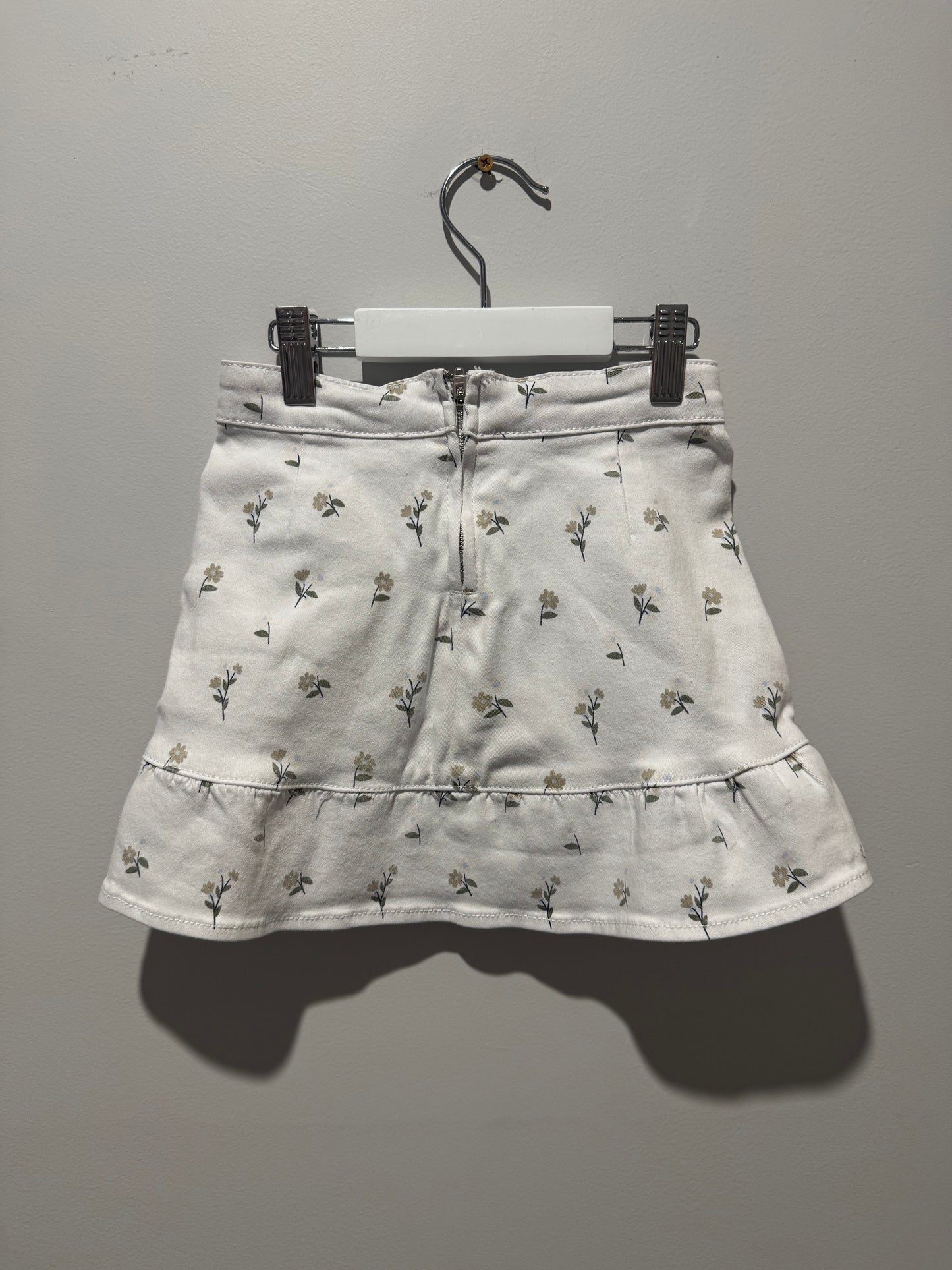 Seed Heritage Ruffle skirt size 6